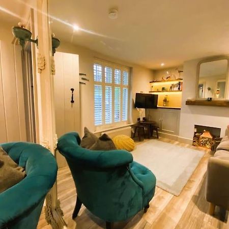 Beautiful Immaculate Aldeburgh Cottage, Sunny Outdoor Space, Free Parking - Easy Walk To Beach & Town Ngoại thất bức ảnh