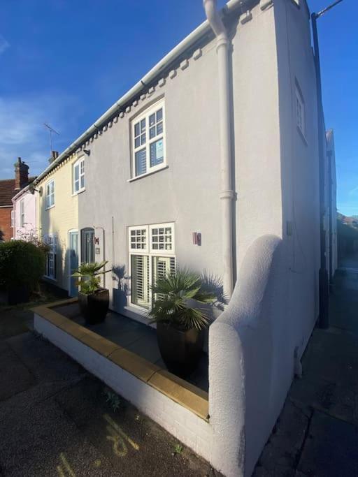 Beautiful Immaculate Aldeburgh Cottage, Sunny Outdoor Space, Free Parking - Easy Walk To Beach & Town Ngoại thất bức ảnh