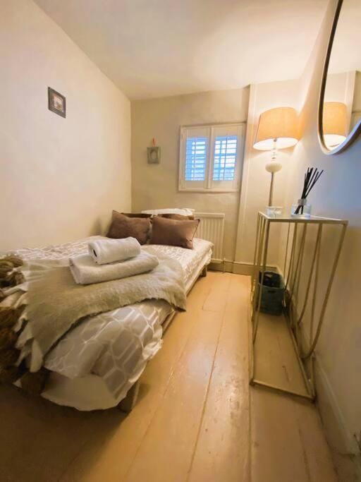 Beautiful Immaculate Aldeburgh Cottage, Sunny Outdoor Space, Free Parking - Easy Walk To Beach & Town Ngoại thất bức ảnh